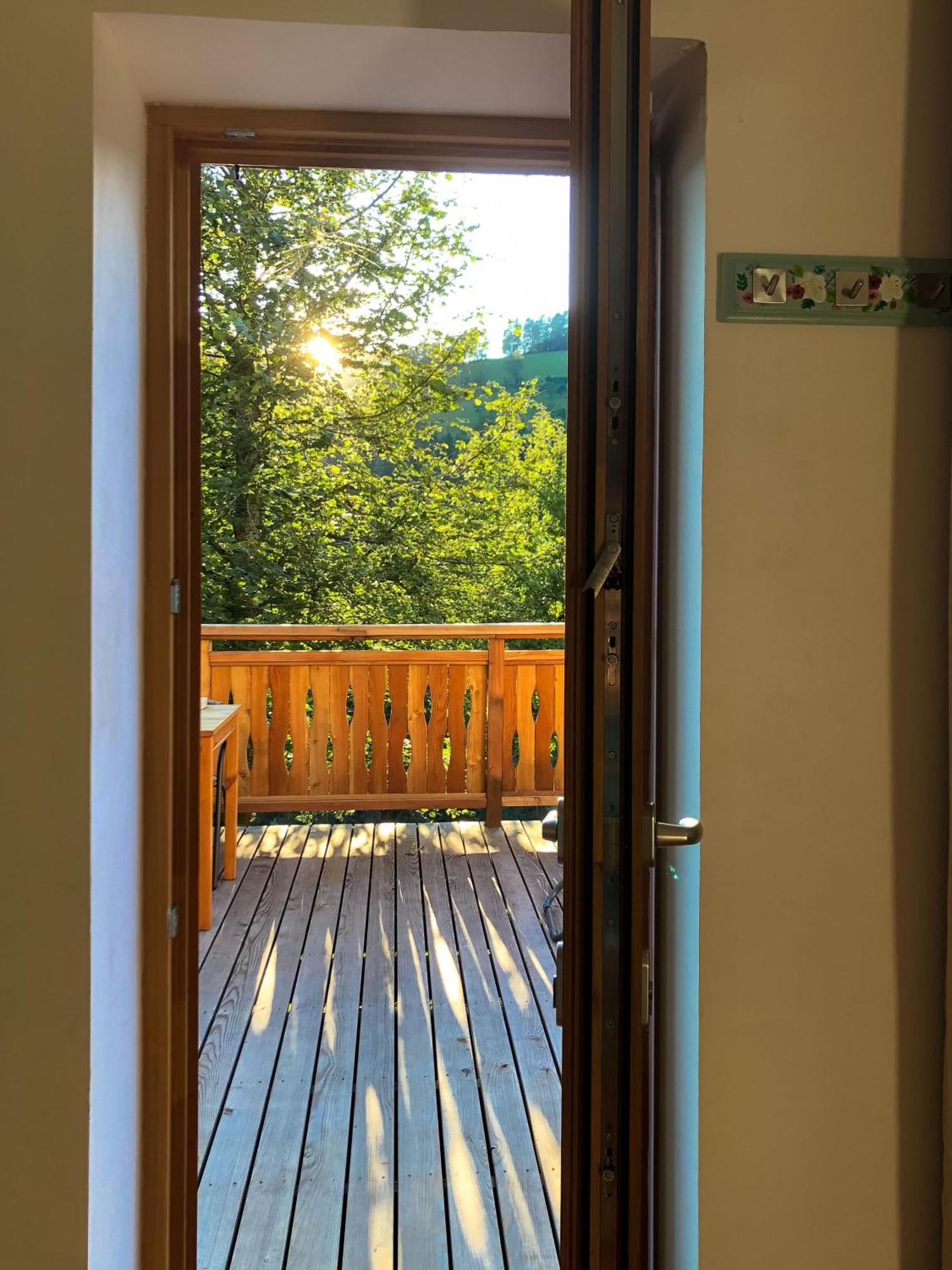 Blue In Green Apartment In Single Trail Park Jamnica Prevalje Exterior photo